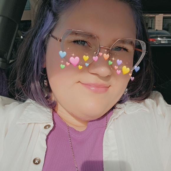 Meet your Posher, Sara - Picture 2 of 7